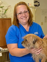 Kim, Hospital Manager & Veterinary Technician
